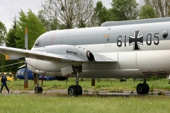 Breguet-Atlantic-6105-in-Laerz-2006-003